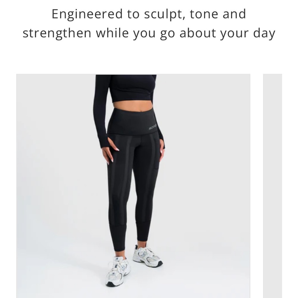 Skinnify Resistance band     Sleek Black Women's Active Leggings